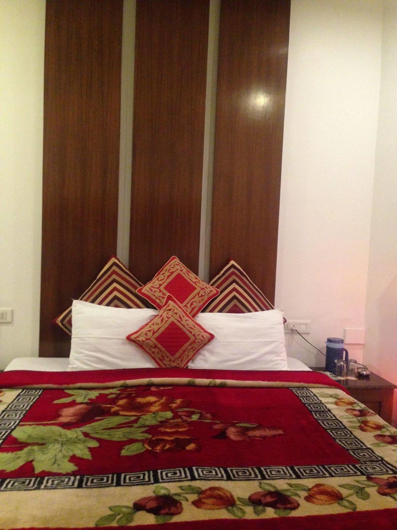 Hotel Namaskar Amritsar Esterno foto