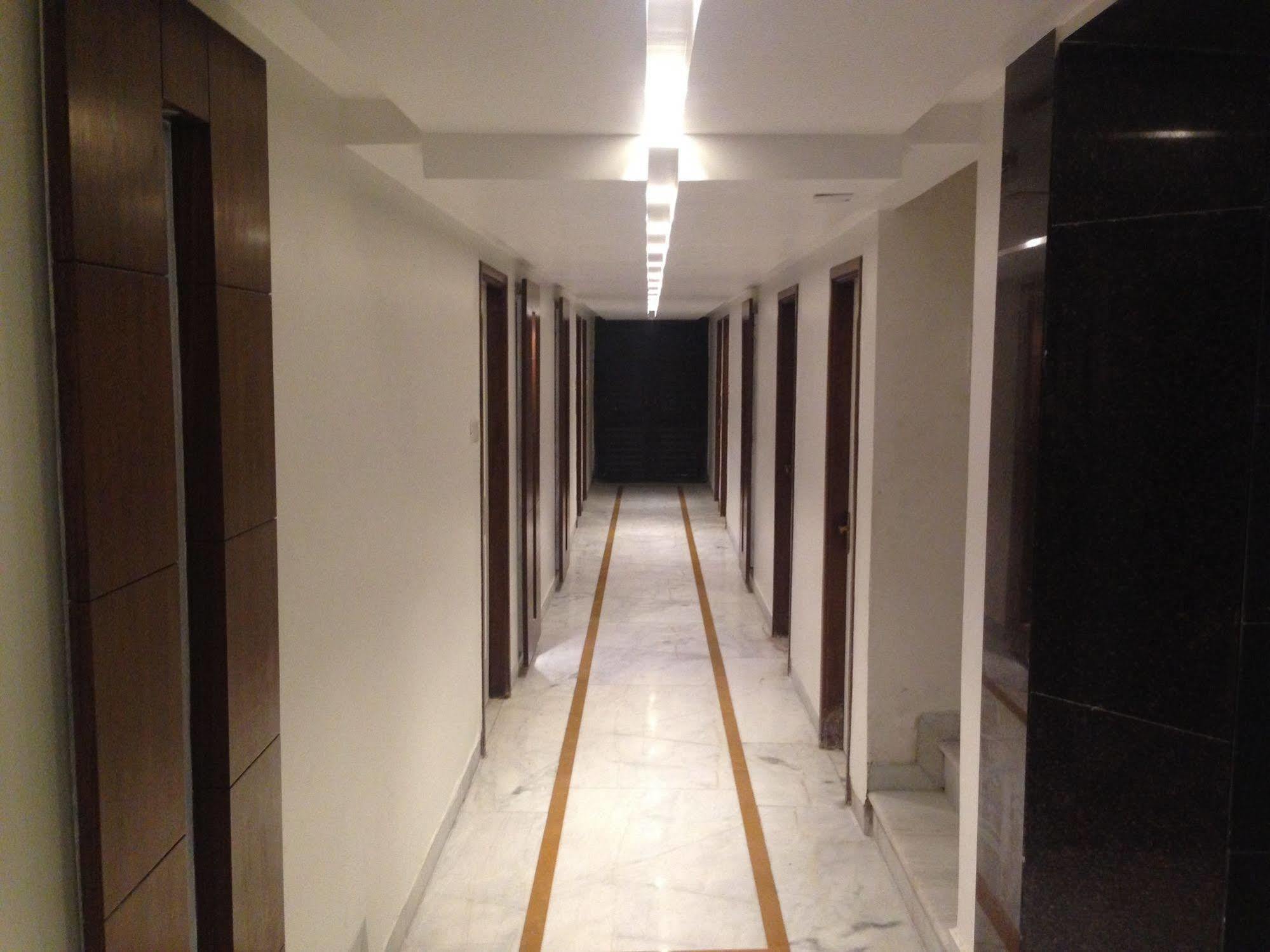 Hotel Namaskar Amritsar Esterno foto